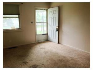 1629 Moler Rd, Columbus, OH 43207 photo 2