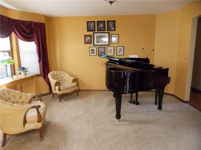 7775 Brandonway Dr, Dublin, OH 43017 photo 10