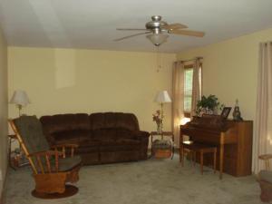 7133 Johnson Rd, Springfield, OH 45502 photo 3