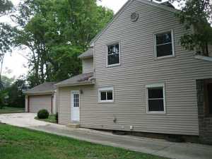 176 E Torrence Rd, Columbus, OH 43214 photo 2