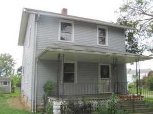 119 E Stevens St, Newark, OH 43055 photo 2