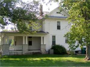 602 E Market St, Baltimore, OH 43105 photo 2