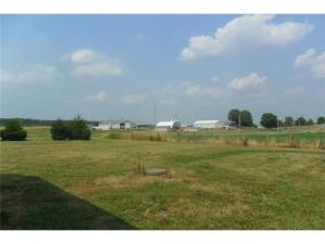 3429 Refugee Rd, Hebron, OH 43025 photo 3