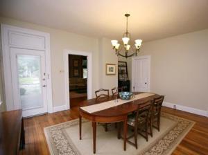 202 E Mithoff St, Columbus, OH 43206 photo 3