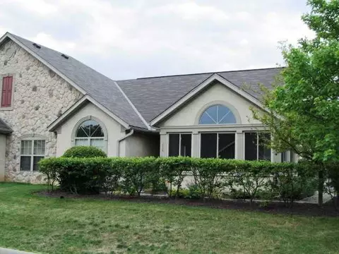 110 Stonebend Dr, Powell, OH 43065 photo 1