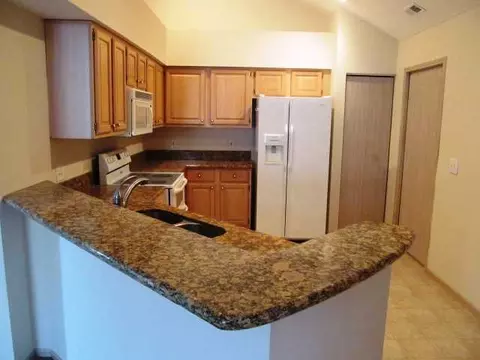 110 Stonebend Dr, Powell, OH 43065 photo 2