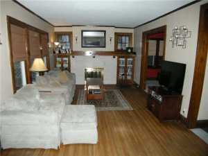 31 E Pacemont Rd, Columbus, OH 43202 photo 2