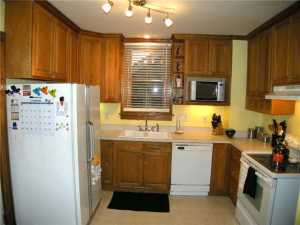 31 E Pacemont Rd, Columbus, OH 43202 photo 9