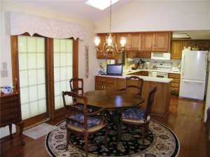 9135 Leith Dr, Dublin, OH 43017 photo 2