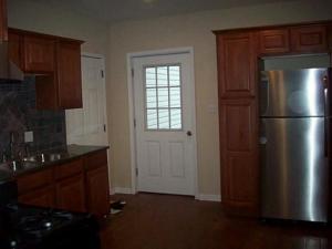 173 E Central Ave, Delaware, OH 43015 photo 2