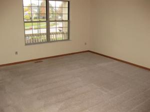 650 Crofton Loop, Delaware, OH 43015 photo 2