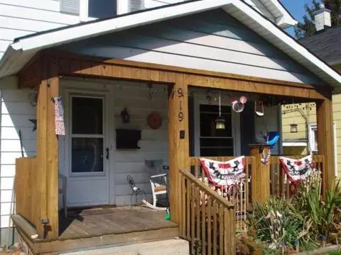 919 Pine St, Springfield, OH 45505 photo 3