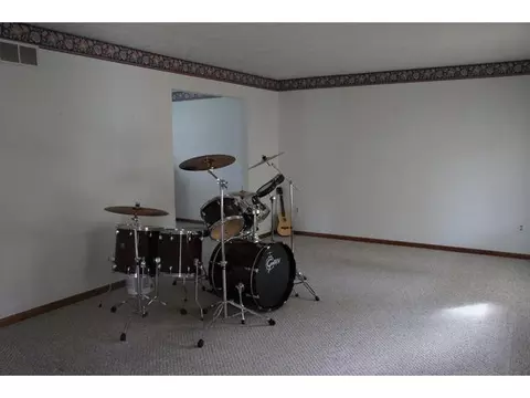 128 Troy Rd, Delaware, OH 43015 photo 7