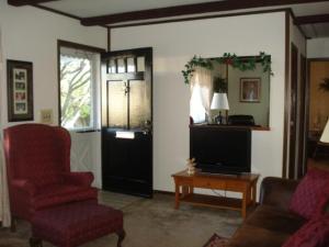 703 Reading Dr, Springfield, OH 45505 photo 4