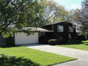 2670 Carousel Dr, Springfield, OH 45503 photo 1