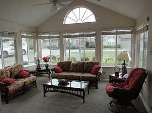 96 Jonathon Dr, Heath, OH 43056 photo 2