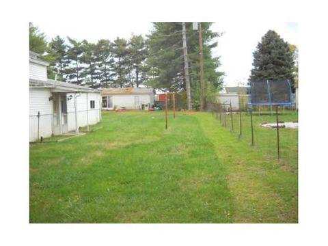 1233 Williams Dr, Circleville, OH 43113 photo 3