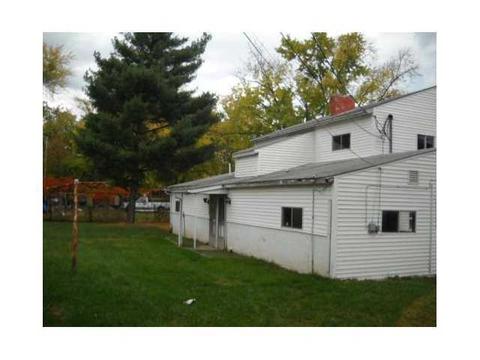 1233 Williams Dr, Circleville, OH 43113 photo 2