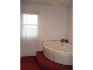 20147 Hill Rd, Circleville, OH 43113 photo 10