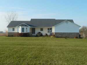 20147 Hill Rd, Circleville, OH 43113 photo 1