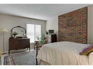 374 Edinburgh Rd, Dublin, OH 43017 photo 16