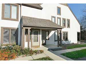 374 Edinburgh Rd, Dublin, OH 43017 photo 2