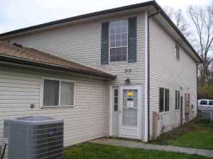 2450 Ravenel Dr, Columbus, OH 43209 photo 1