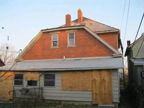 337 E Markison Ave, Columbus, OH 43207 photo 2