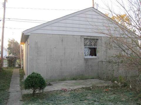 337 E Markison Ave, Columbus, OH 43207 photo 4