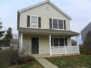 18 Bloomfield Hills Dr, Ashville, OH 43103 photo 1