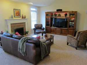 219 Kitdare Dr, Delaware, OH 43015 photo 3