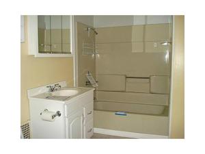 615 E Cassilly St, Springfield, OH 45503 photo 9