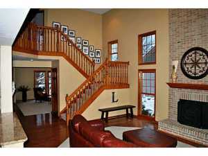 5684 Duddingston Dr, Dublin, OH 43017 photo 3