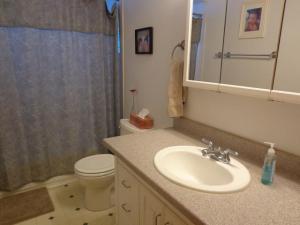 1389 Devonhurst Dr, Columbus, OH 43232 photo 8