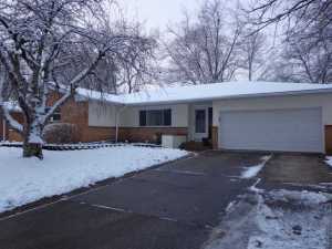 1389 Devonhurst Dr, Columbus, OH 43232 photo 1
