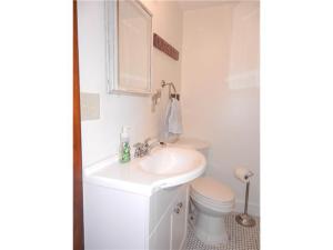 356 E Torrence Rd, Columbus, OH 43214 photo 9