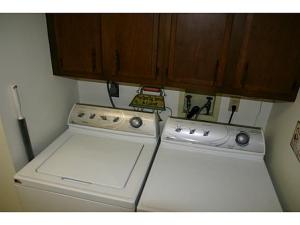 154 Greer Dr E, Newark, OH 43055 photo 22