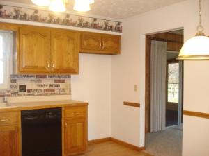 2266 Willow Rd, Springfield, OH 45502 photo 6
