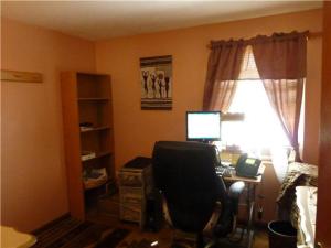 6501 Devonhill Rd, Columbus, OH 43229 photo 8