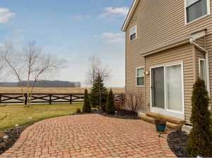 226 Brenden Loop, Delaware, OH 43015 photo 16