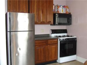 140 E Blake Ave, Columbus, OH 43202 photo 8