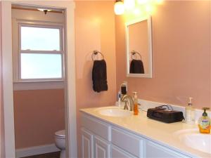 140 E Blake Ave, Columbus, OH 43202 photo 17