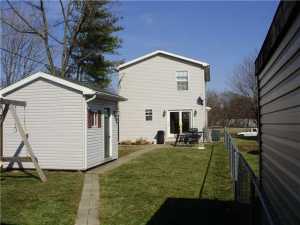 331 E High St, Circleville, OH 43113 photo 3