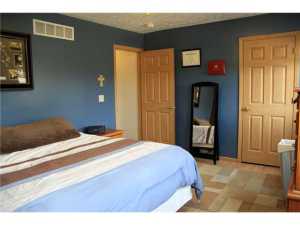 331 E High St, Circleville, OH 43113 photo 10
