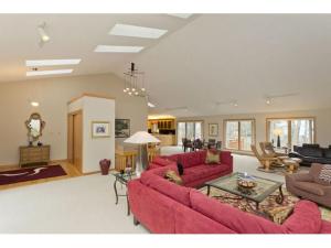 633 Eagle Ridge Ct, Powell, OH 43065 photo 4