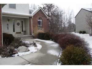 513 Ablemarle Cir, Delaware, OH 43015 photo 2