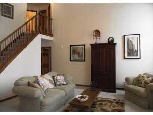 513 Ablemarle Cir, Delaware, OH 43015 photo 4