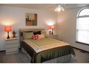 513 Ablemarle Cir, Delaware, OH 43015 photo 17
