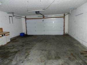 300 Cobblestone Dr, Delaware, OH 43015 photo 6