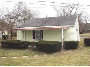 208 E Hubert Ave, Lancaster, OH 43130 photo 3